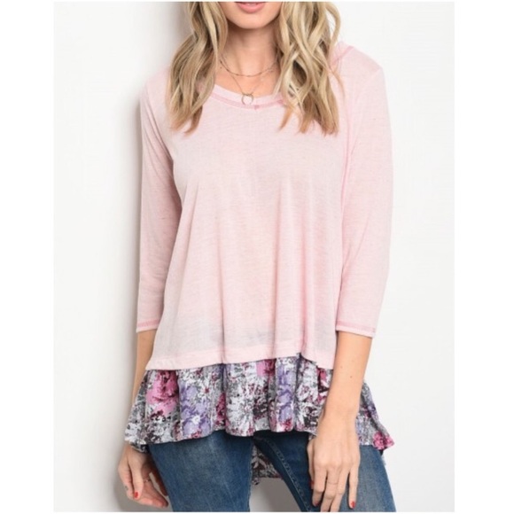 Pastel Pink Slub Knit Top w/ Ruffled Floral Hem💐 - Picture 1 of 2